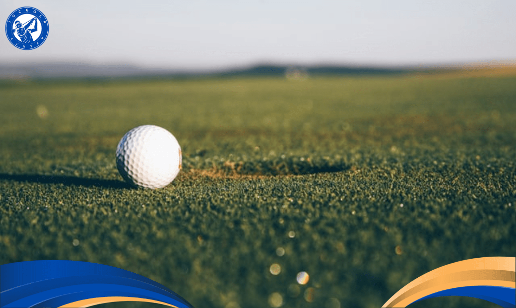 Sân golf có bao nhiêu lỗ